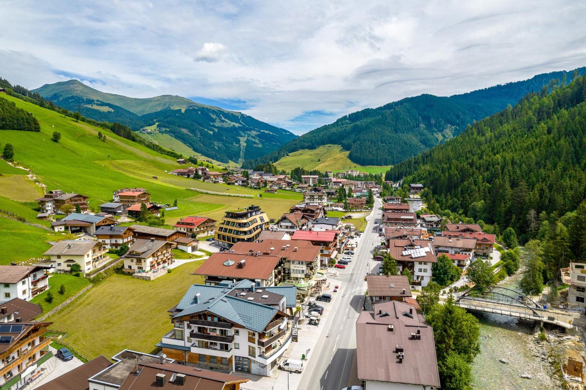 Hotel Sonnenhof Gerlos Centrum ภายนอก รูปภาพ