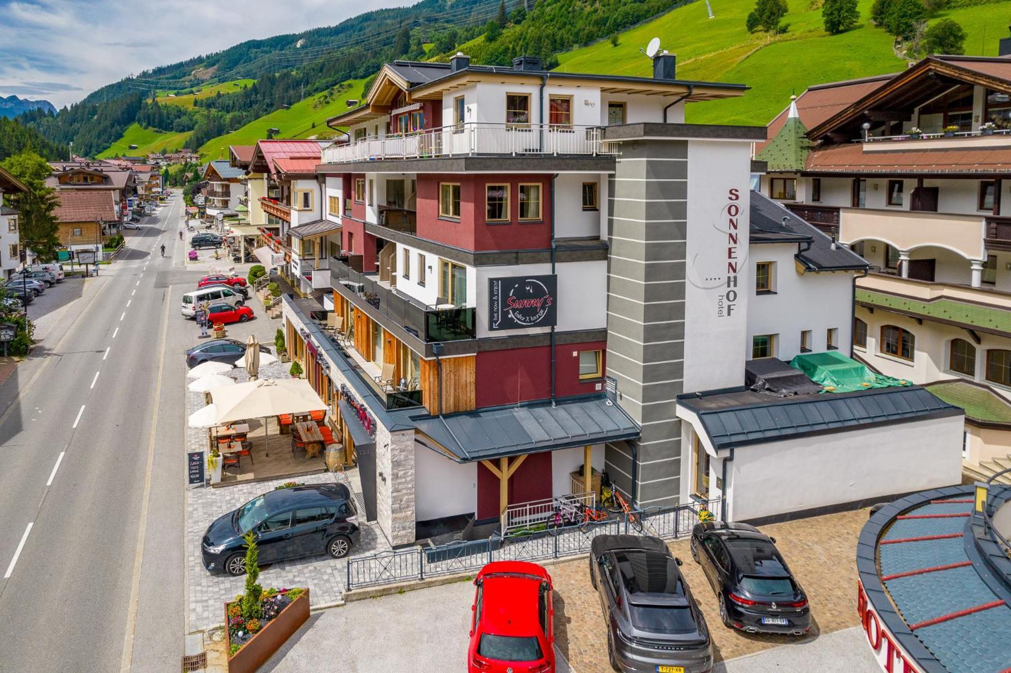 Hotel Sonnenhof Gerlos Centrum ภายนอก รูปภาพ
