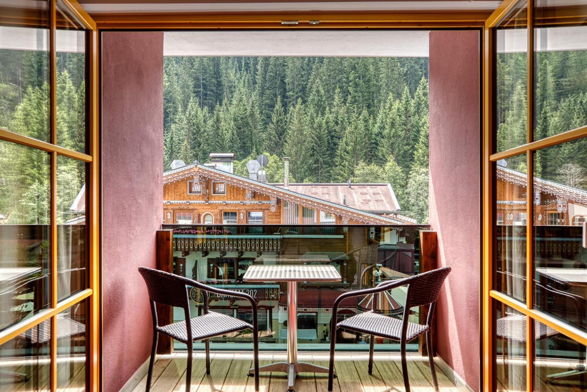 Hotel Sonnenhof Gerlos Centrum ภายนอก รูปภาพ