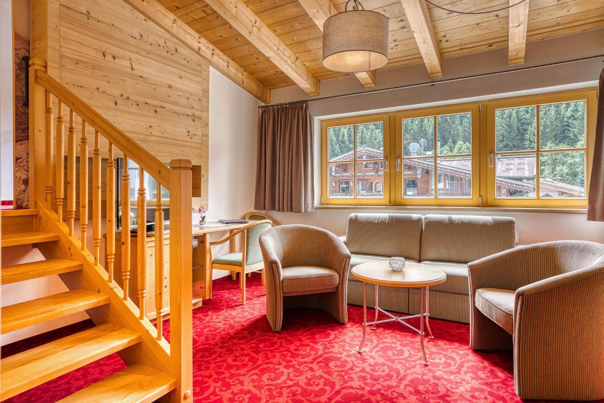 Hotel Sonnenhof Gerlos Centrum ภายนอก รูปภาพ