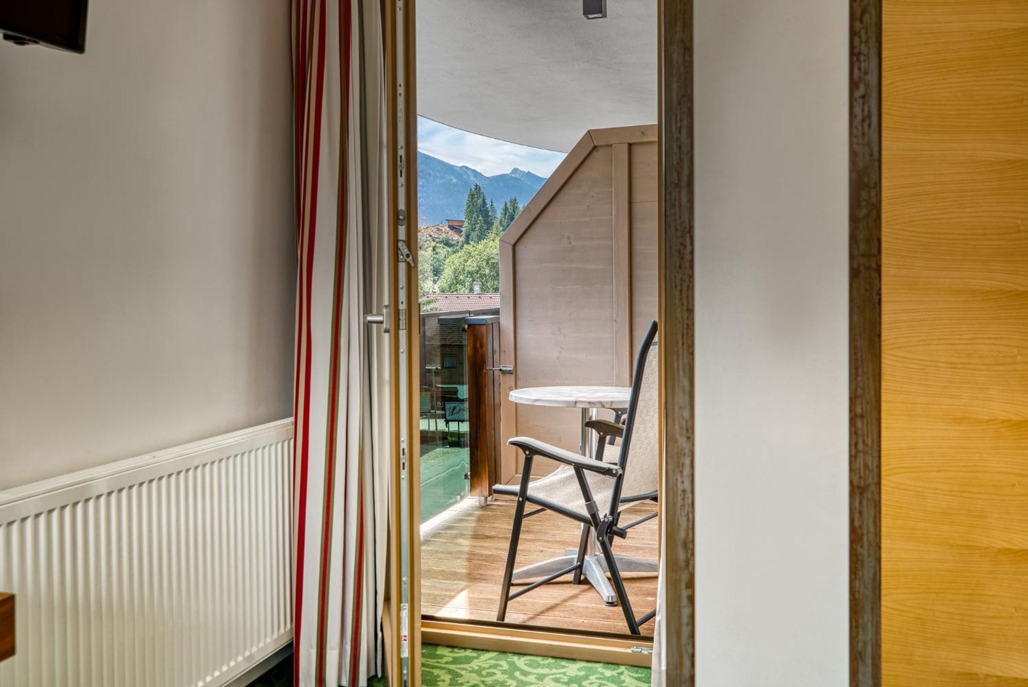 Hotel Sonnenhof Gerlos Centrum ภายนอก รูปภาพ
