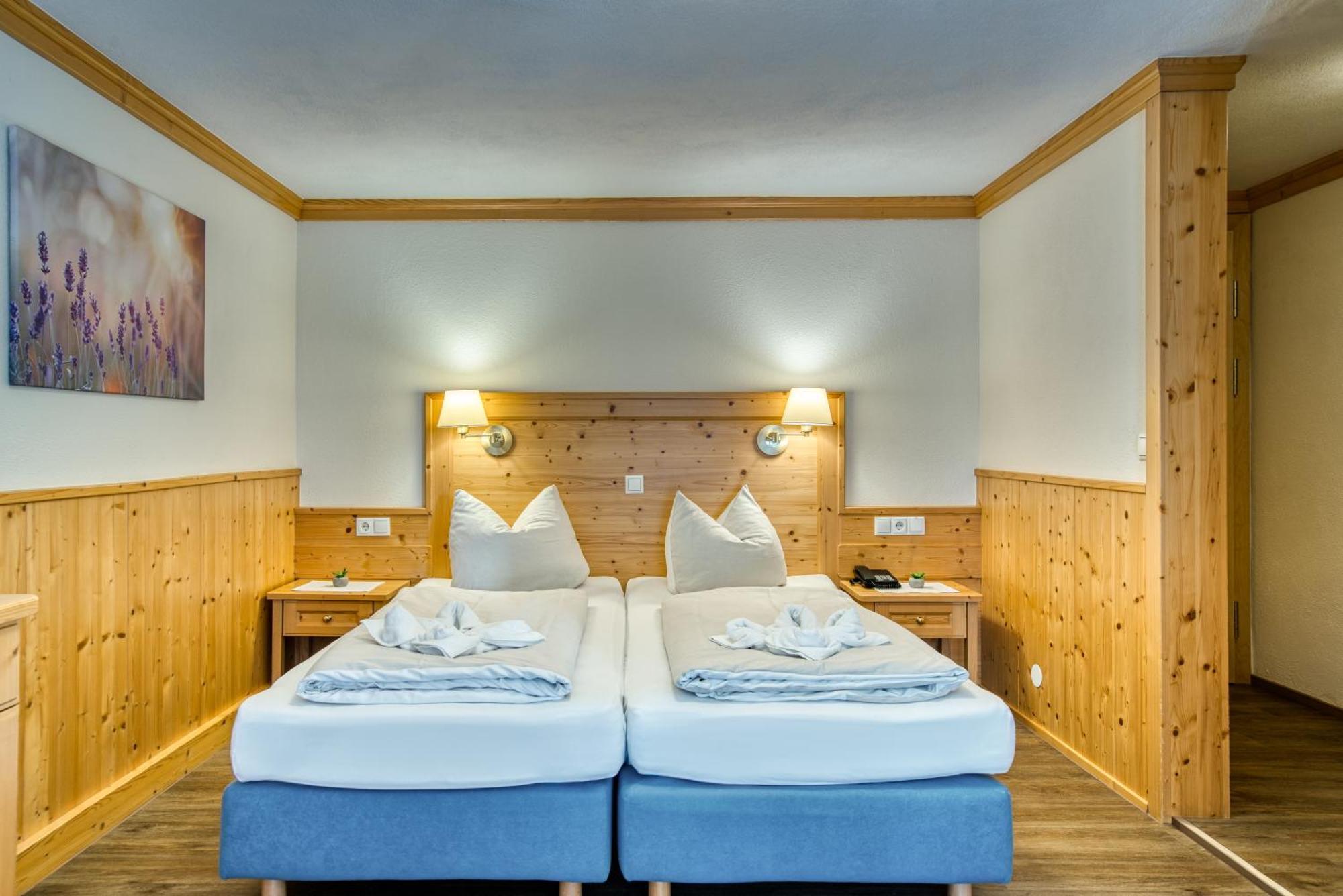 Hotel Sonnenhof Gerlos Centrum ภายนอก รูปภาพ