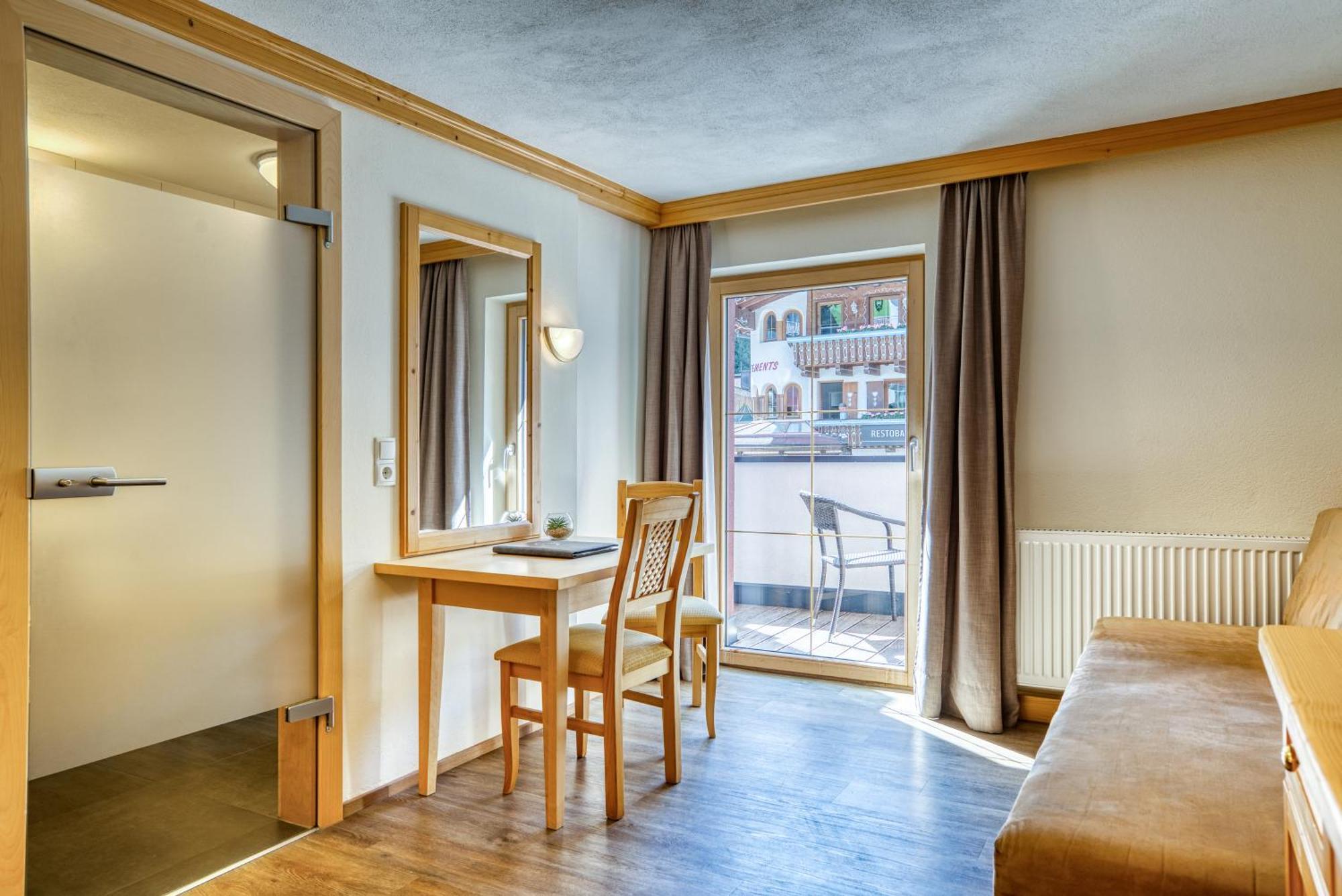 Hotel Sonnenhof Gerlos Centrum ภายนอก รูปภาพ