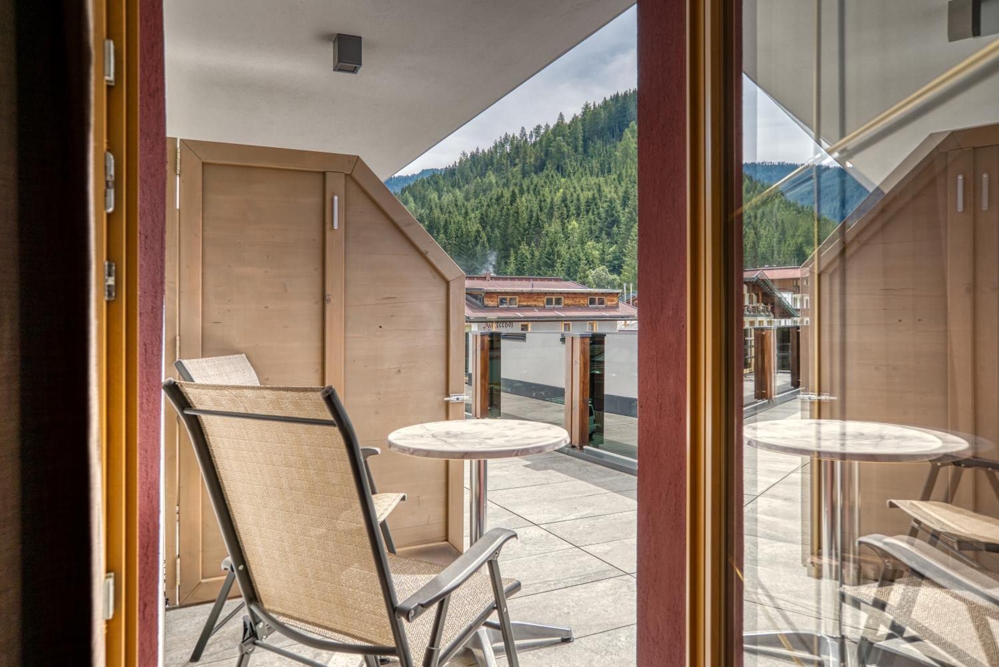 Hotel Sonnenhof Gerlos Centrum ภายนอก รูปภาพ