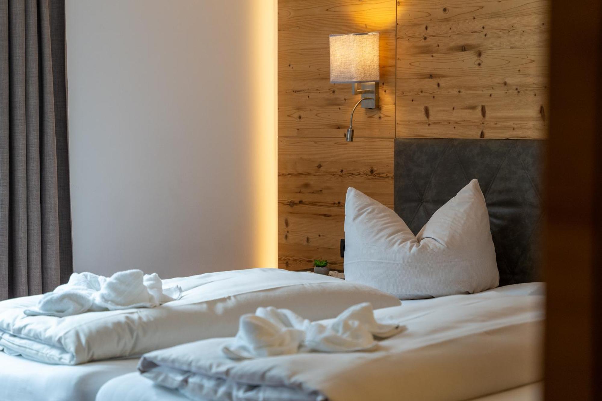 Hotel Sonnenhof Gerlos Centrum ภายนอก รูปภาพ